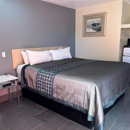 California Inn Hotel And Suites Adelanto Us 395 Dış mekan fotoğraf