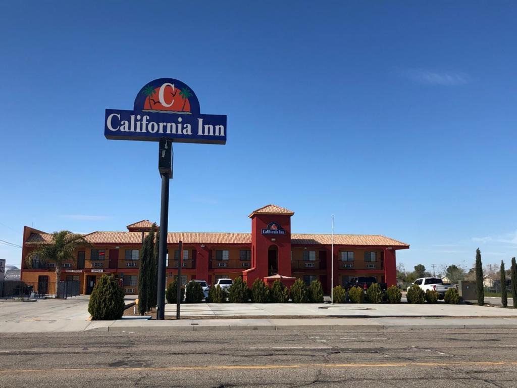 California Inn Hotel And Suites Adelanto Us 395 Dış mekan fotoğraf