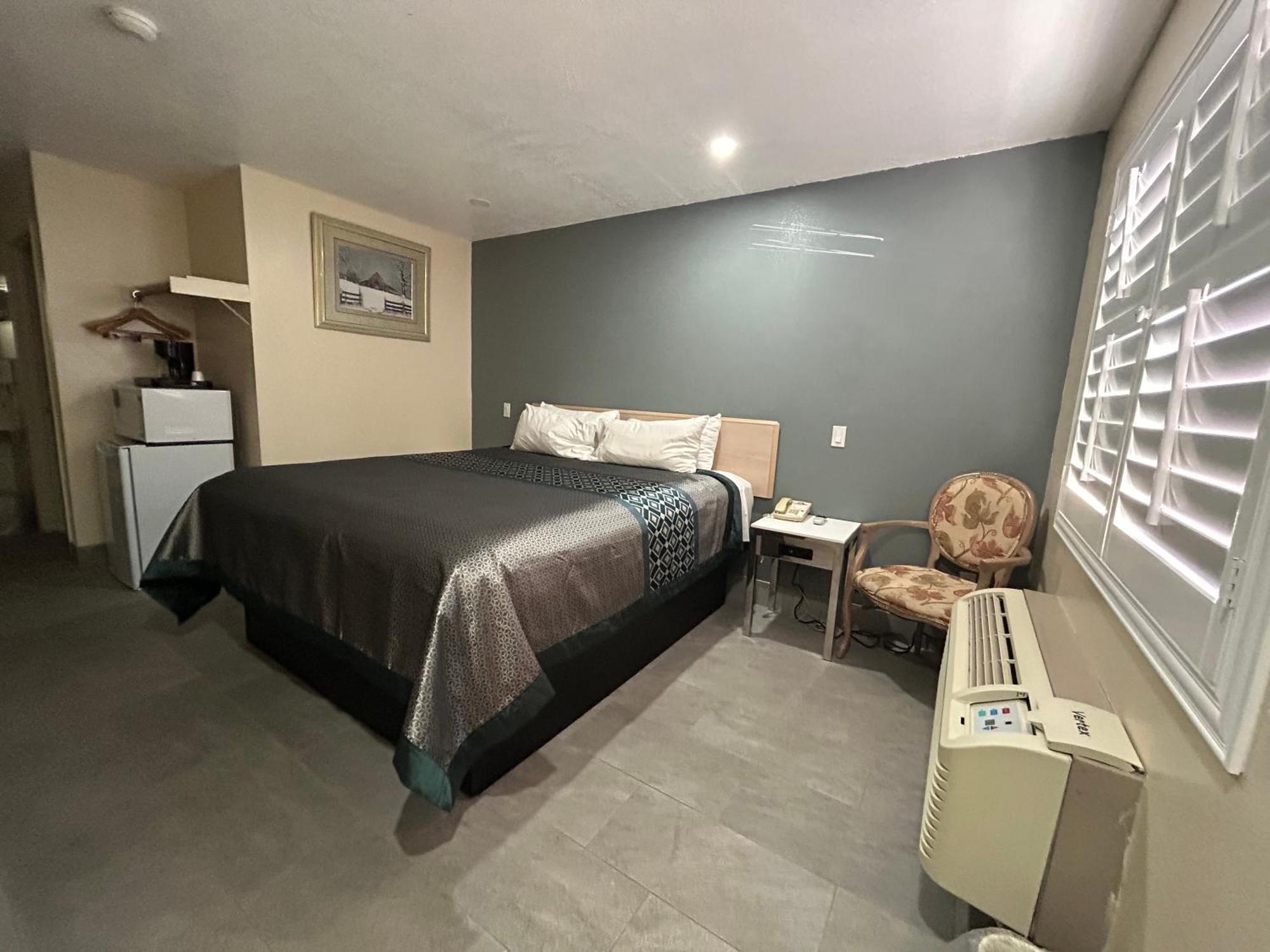 California Inn Hotel And Suites Adelanto Us 395 Dış mekan fotoğraf
